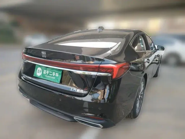 Buick LaCrosse — Фото автомобиля 4