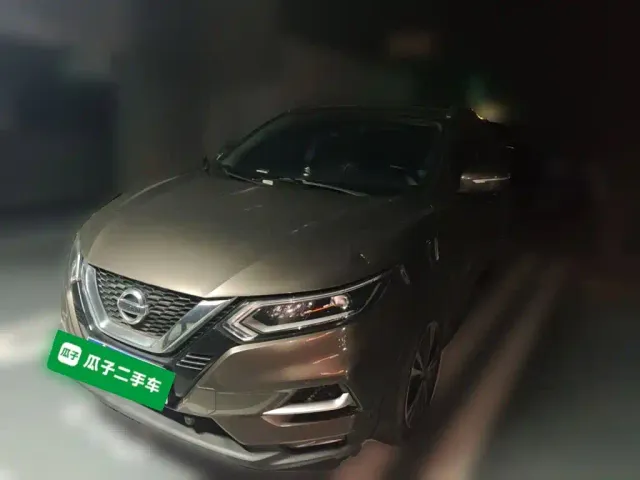 Фотография автомобиля — Nissan Qashqai
