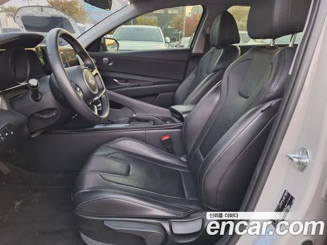 Hyundai Avante CN7 — Фото автомобиля 7