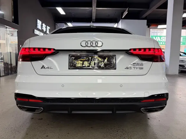 Audi A4L — Фото автомобиля 12