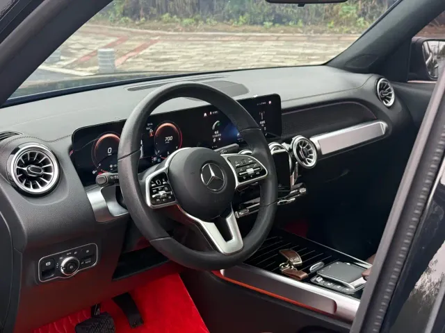 Mercedes-Benz GLB-Class — Фото автомобиля 8