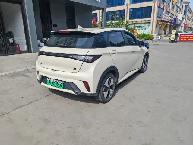 BYD Dolphin — Фото автомобиля 9