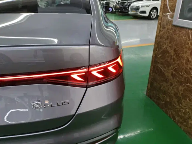 BYD Qin PLUS — Фото автомобиля 7