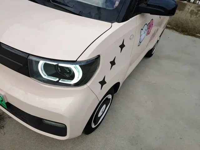 Wuling Hongguang Mini EV — Фото автомобиля 23