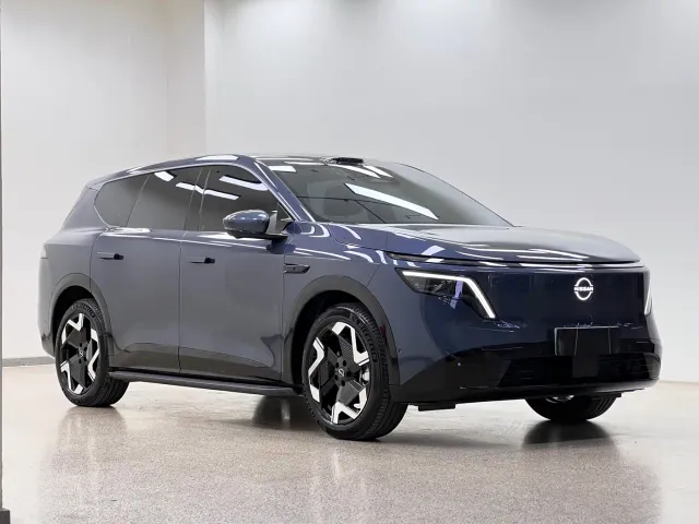 Nissan NX8 — Фото автомобиля 3