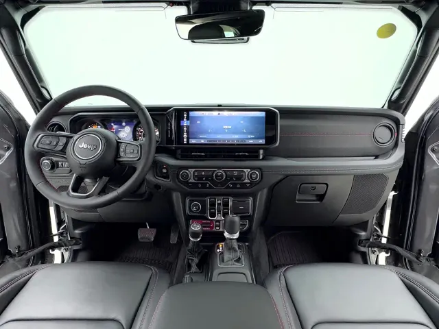 Jeep Wrangler — Фото автомобиля 21