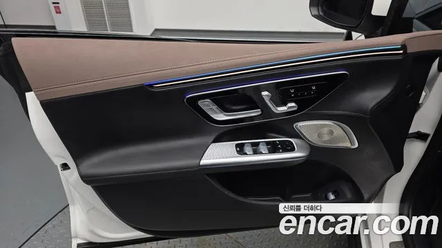 Mercedes-Benz EQE V295 — Фото автомобиля 13