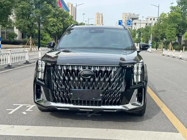 GAC Trumpchi GS8 — Фото автомобиля 2