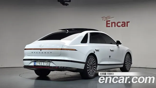 Hyundai Grandeur GN7 — Фото автомобиля 2