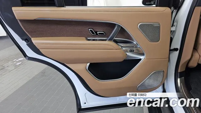 Land Rover Range Rover — Фото автомобиля 18