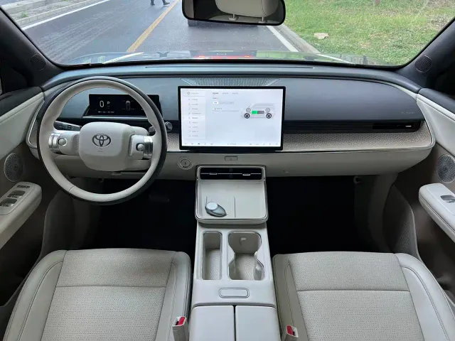 Toyota BoZhi 3X — Фото автомобиля 4