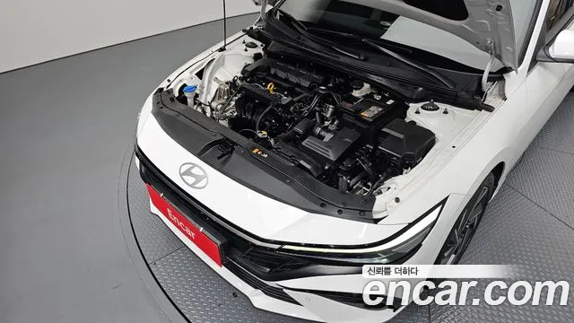 Hyundai AVANTE Новый Avante (CN7) — Фото автомобиля 4