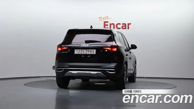 Kia Seltos — Фото автомобиля 4
