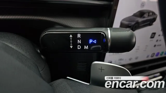 Hyundai Grandeur GN7 — Фото автомобиля 9