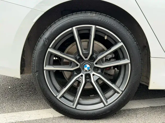 BMW 3 Series — Фото автомобиля 14