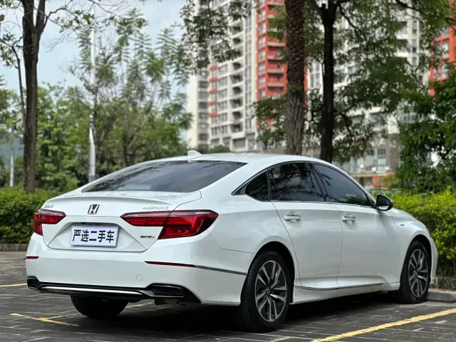 Honda Inspire — Фото автомобиля 9