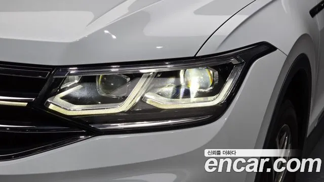 Volkswagen Tiguan — Фото автомобиля 22