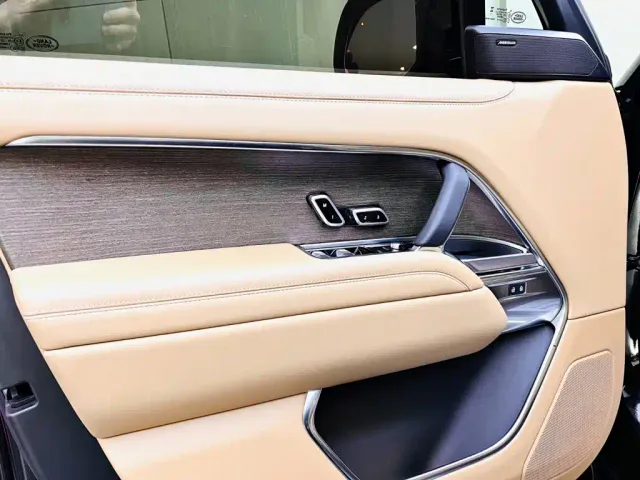 Land Rover Range Rover — Фото автомобиля 11