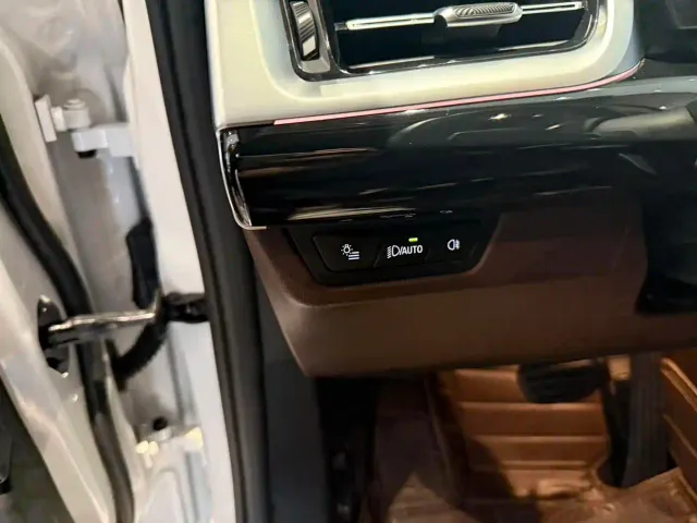 BMW X1 — Фото автомобиля 11