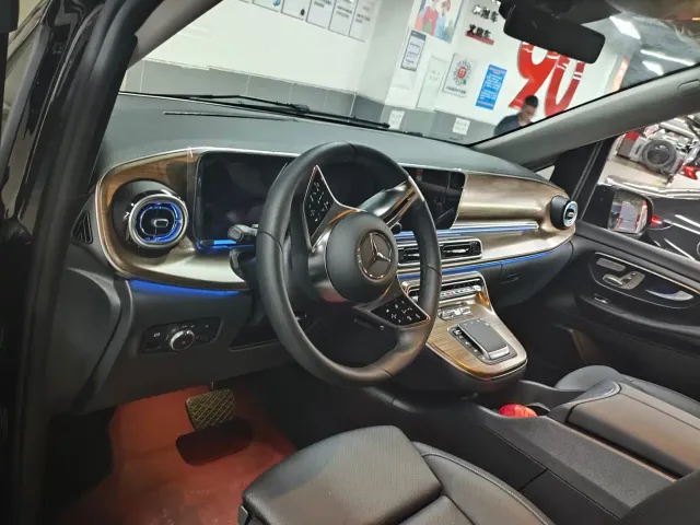 Mercedes-Benz V-Class — Фото автомобиля 5