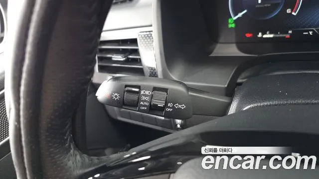 KG_Mobility_Ssangyong Rexton Новый Rexton Sport Дизель 2.2 4WD — Фото автомобиля 17