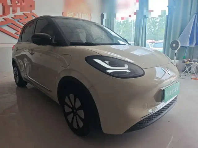 Wuling Bingo — Фото автомобиля 21