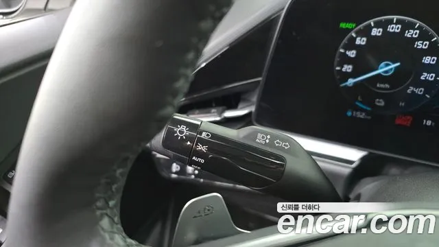 Kia Niro New — Фото автомобиля 27