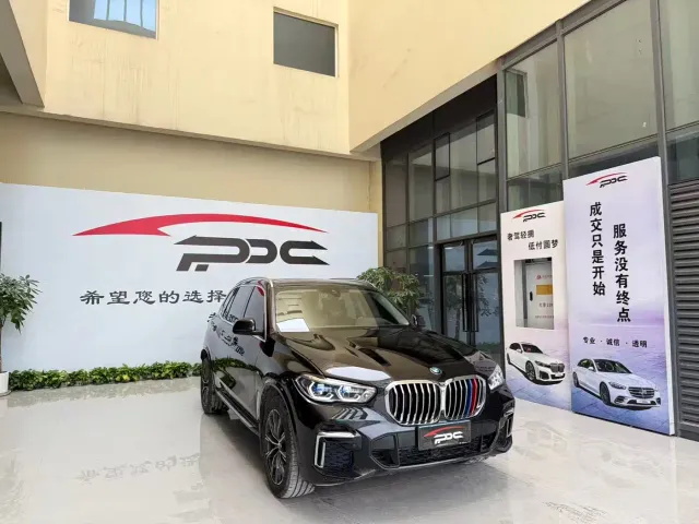 BMW X5 — Фото автомобиля 2