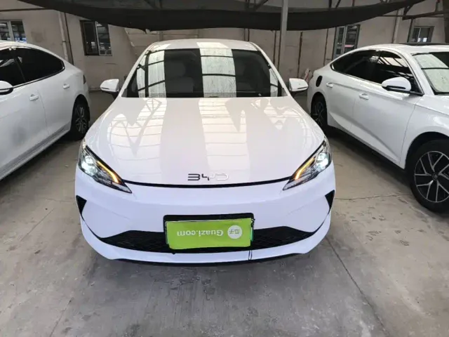 BYD Seal 05 DM-i — Фото автомобиля 2