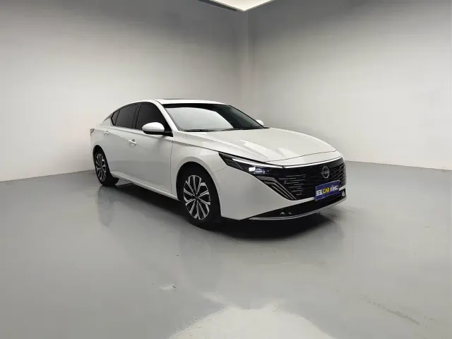 Nissan Teana — Фото автомобиля 3
