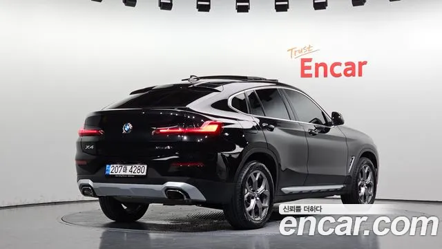 BMW X4 — Фото автомобиля 2
