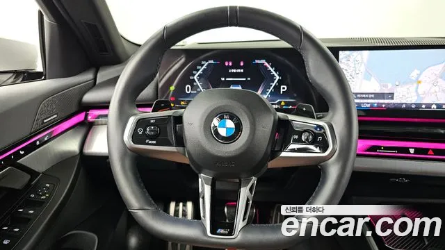 BMW 5-Series 5 серия (G60) 530i xDrive M Sport — Фото автомобиля 11