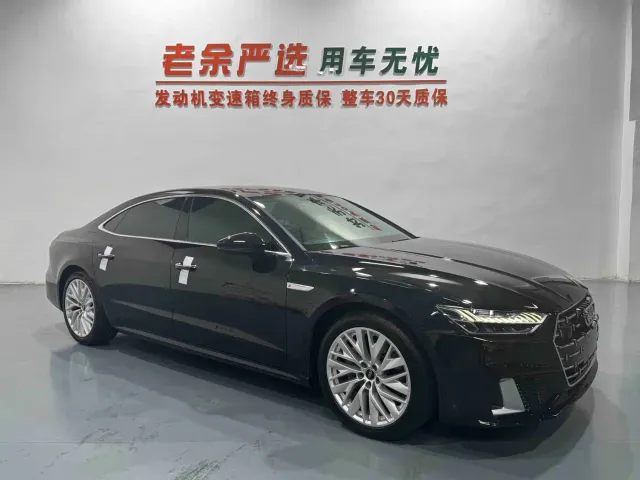 Audi A7L — Фото автомобиля 3