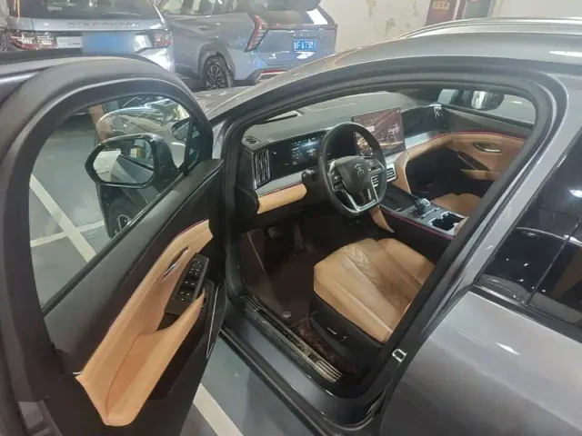 BYD Song L DM-i — Фото автомобиля 15