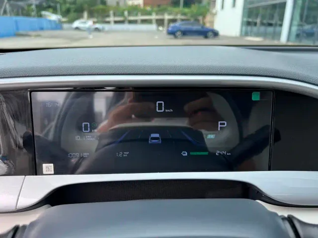 Geely Starry Wish — Фото автомобиля 4