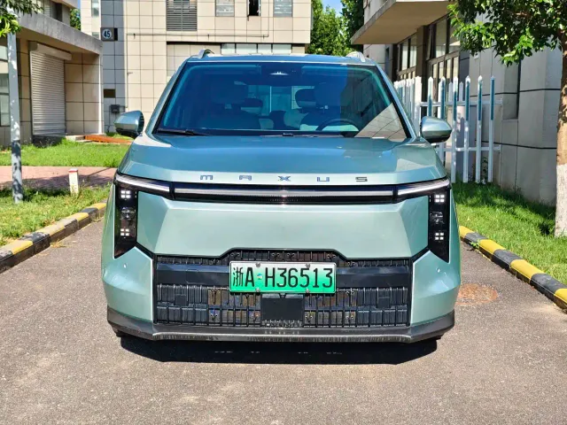 Maxus Dajia 7 — Фото автомобиля 2