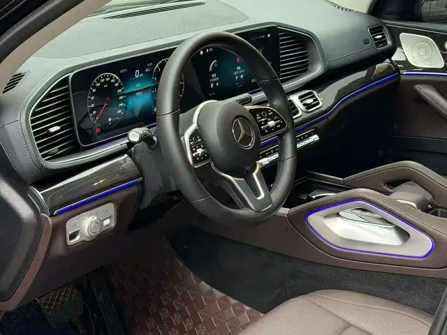 Mercedes-Benz GLE-Class — Фото автомобиля 4