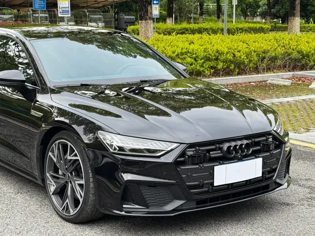Audi A7L — Фото автомобиля 16