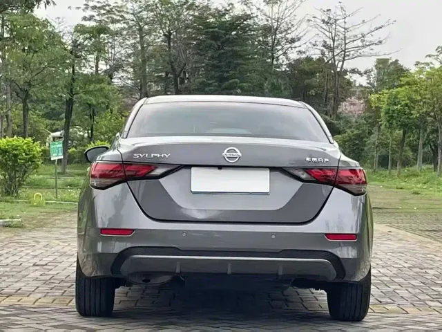 Nissan Sylphy — Фото автомобиля 9