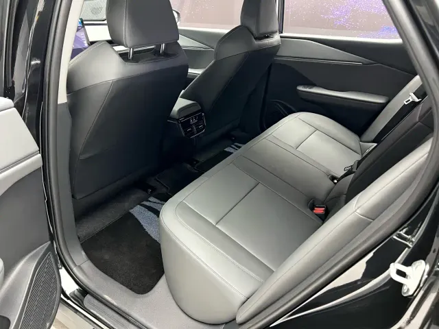 Toyota bZ3 — Фото автомобиля 16