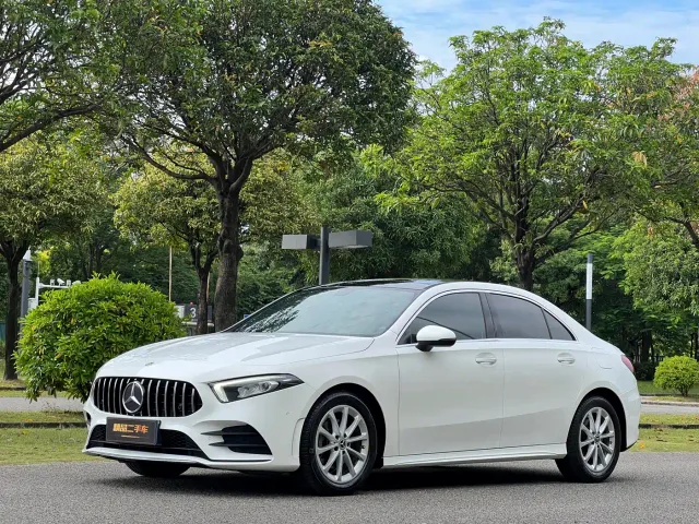Mercedes-Benz A-Class — Фото автомобиля 2