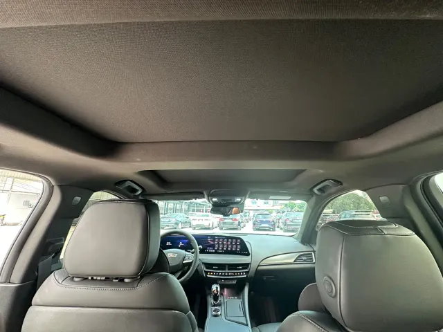 Cadillac CT5 — Фото автомобиля 16