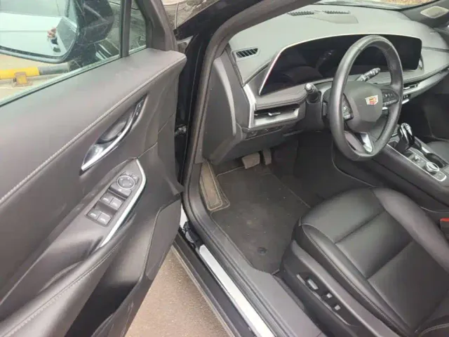 Cadillac XT4 — Фото автомобиля 15