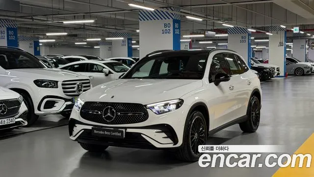 Фотография автомобиля — Mercedes-Benz GLC-Class