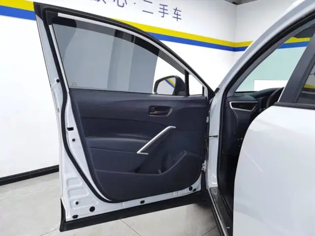 Toyota Frontlander — Фото автомобиля 7