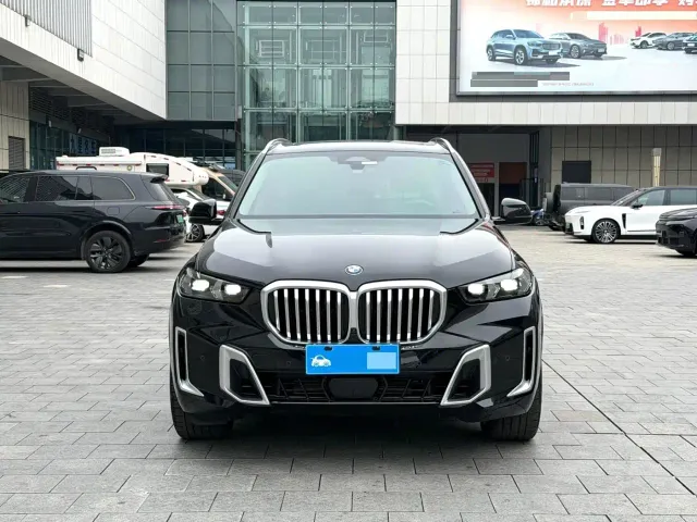 BMW X5 — Фото автомобиля 2