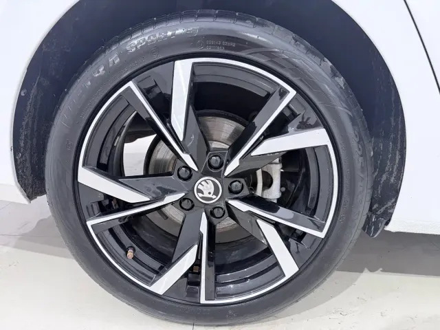 Skoda Octavia — Фото автомобиля 16