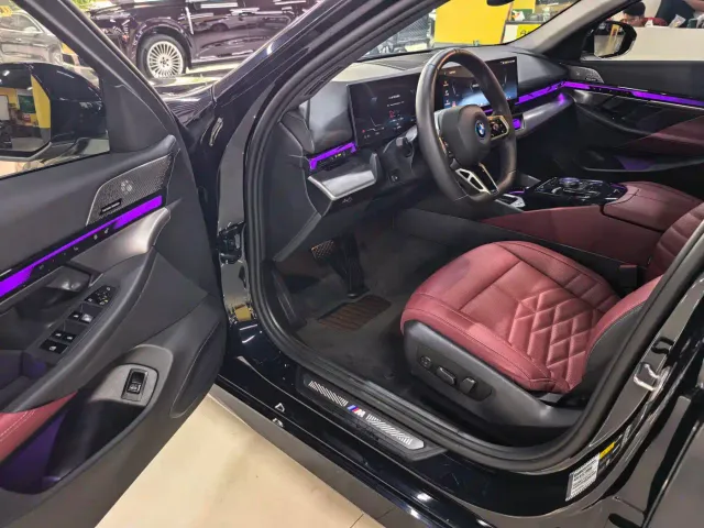BMW i5 — Фото автомобиля 4