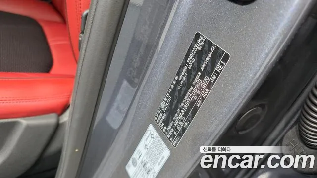 Genesis GV70 — Фото автомобиля 29