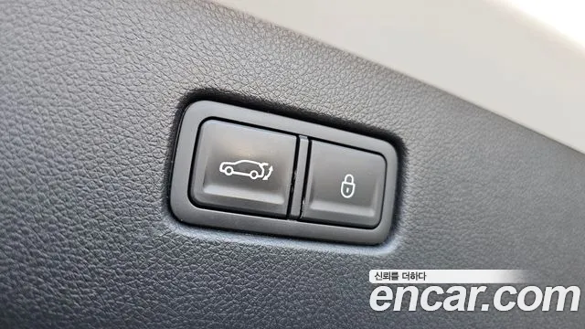 Genesis GV70 2.5T Бензин AWD — Фото автомобиля 26